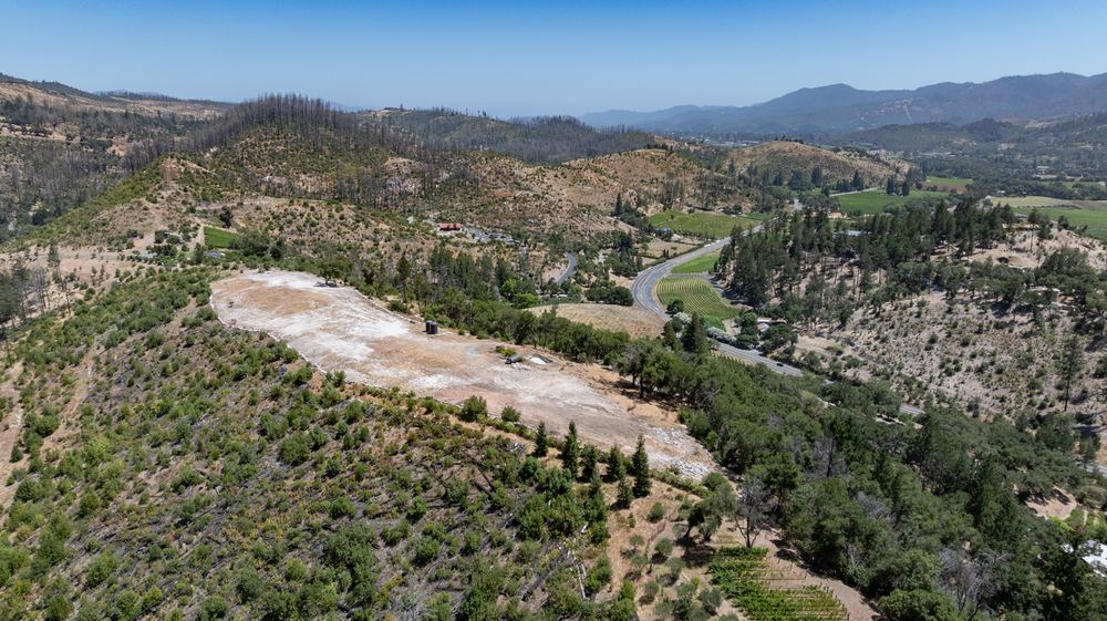 Aerial view of the private drive and plateau